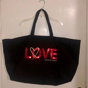 Victoria’s Secret Tote/ Beach Bag!!! 🌈☀️🌴